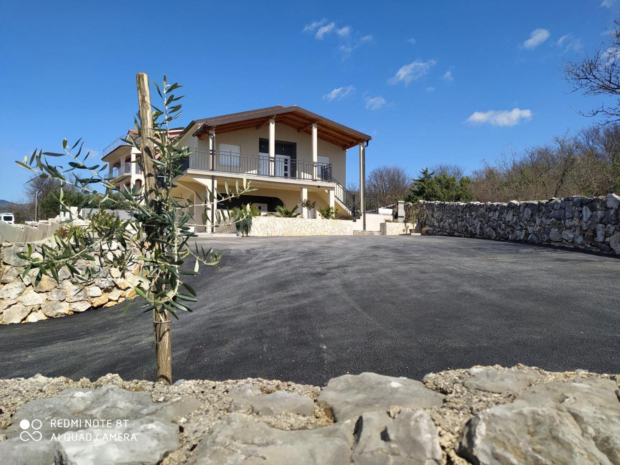 Apartmani Suzana ซริกเวนิซา ภายนอก รูปภาพ