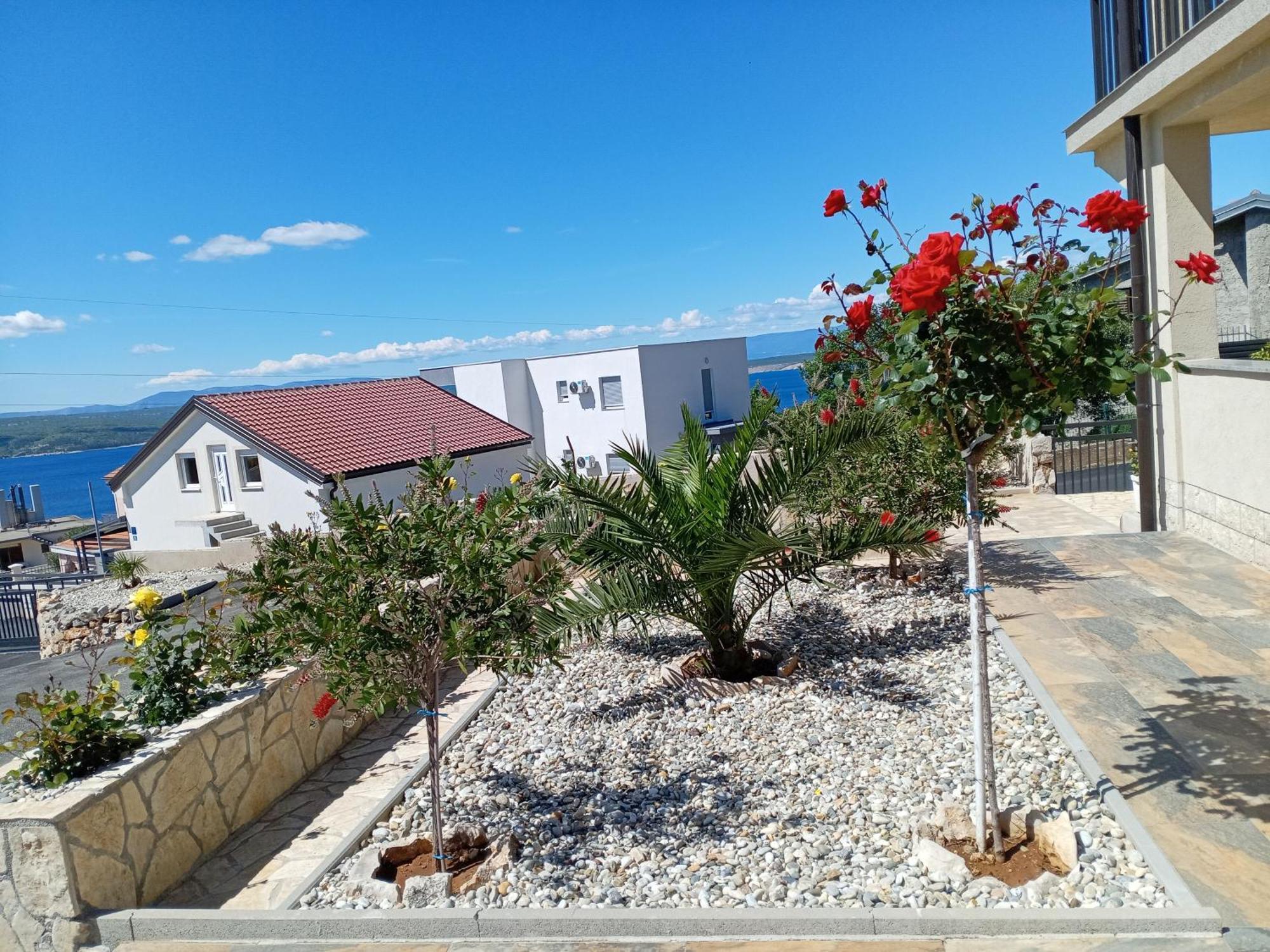 Apartmani Suzana ซริกเวนิซา ภายนอก รูปภาพ