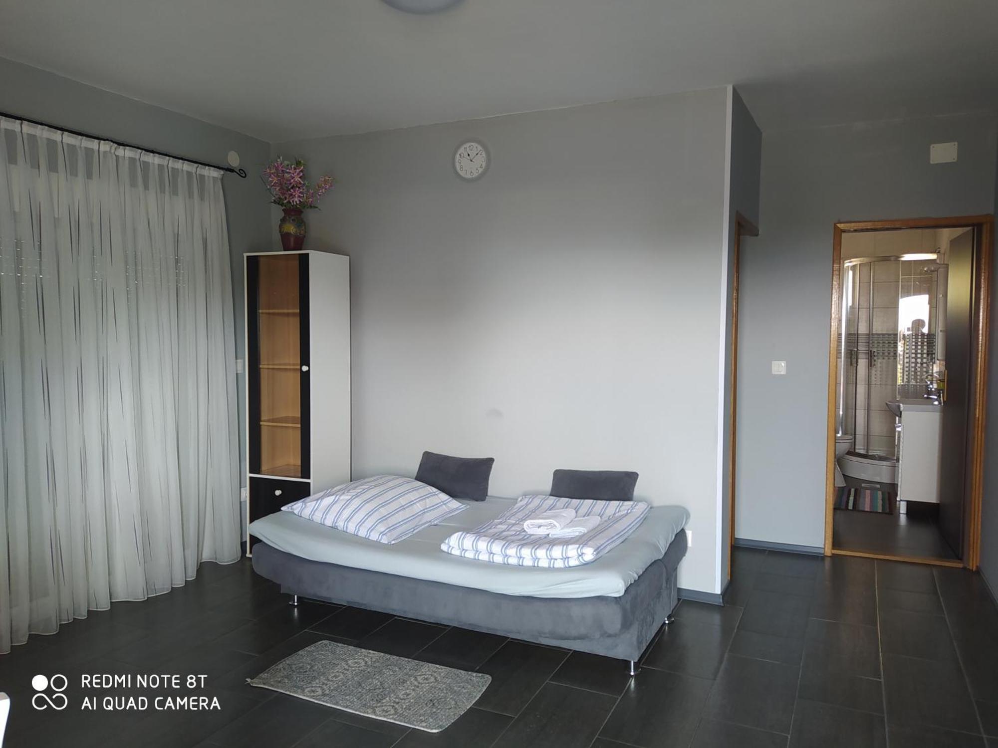 Apartmani Suzana ซริกเวนิซา ภายนอก รูปภาพ