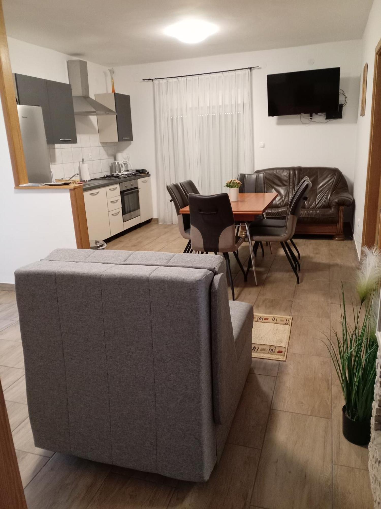Apartmani Suzana ซริกเวนิซา ภายนอก รูปภาพ